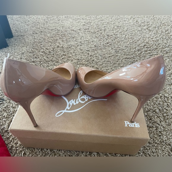 Christian Louboutin Shoes - Christian Louboutin Size 39.5 (8.5)